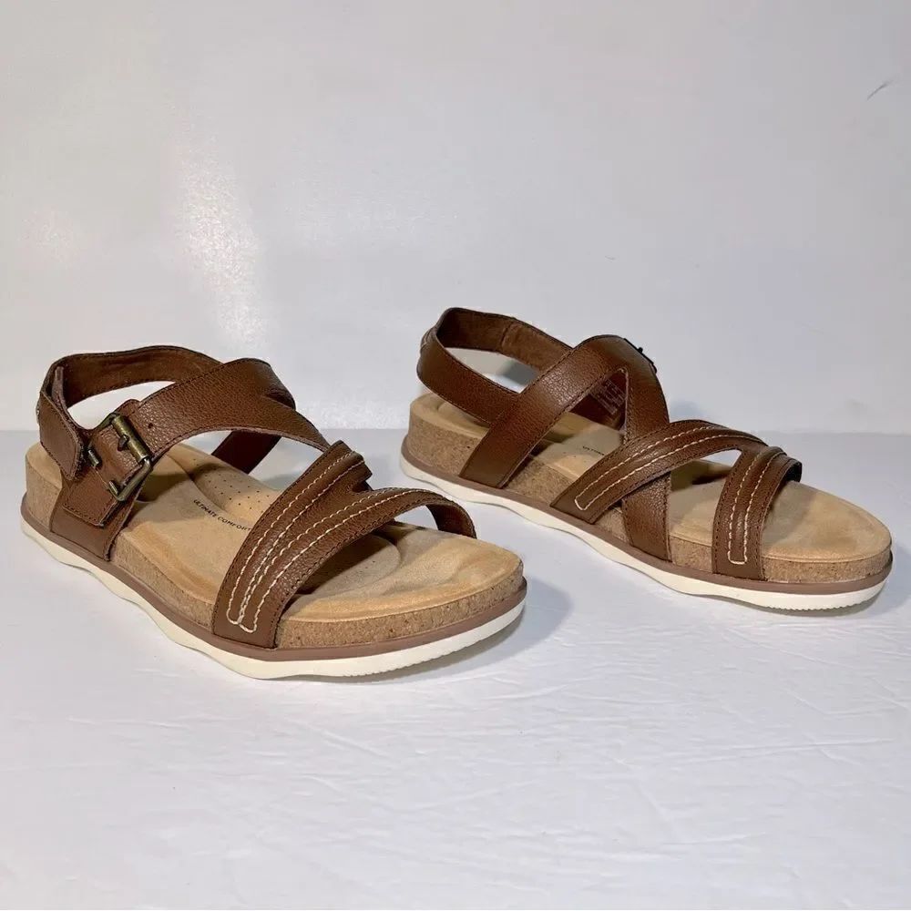 Clarks Collection Brynn Step Adjustable Sandals - Picture 2 of 6